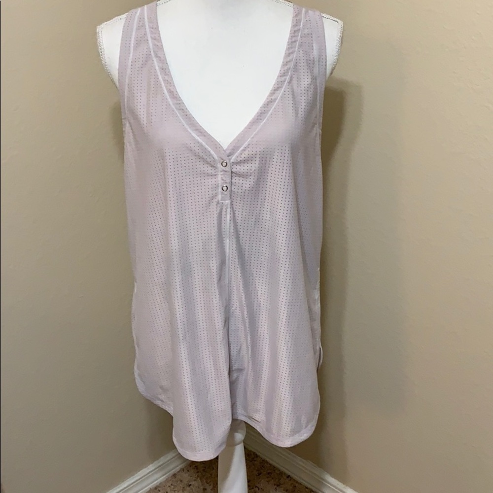 Lululemon top